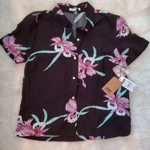 NWT Van's floral button-up